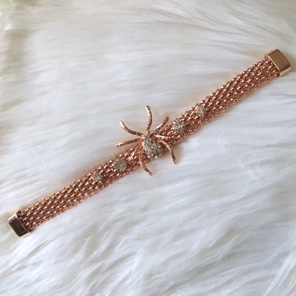 Spider Chainmail Metal Statement Bracelet Cuff - Picture 4 of 8